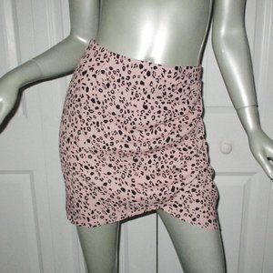 REFORMATION Black & Tan Cheetah Print Mini Skirt Size 2 NWT